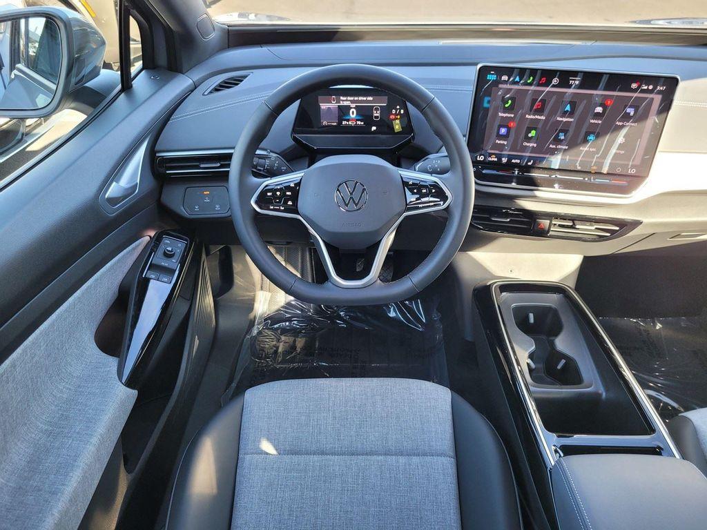 new 2025 Volkswagen ID.4 car, priced at $39,926