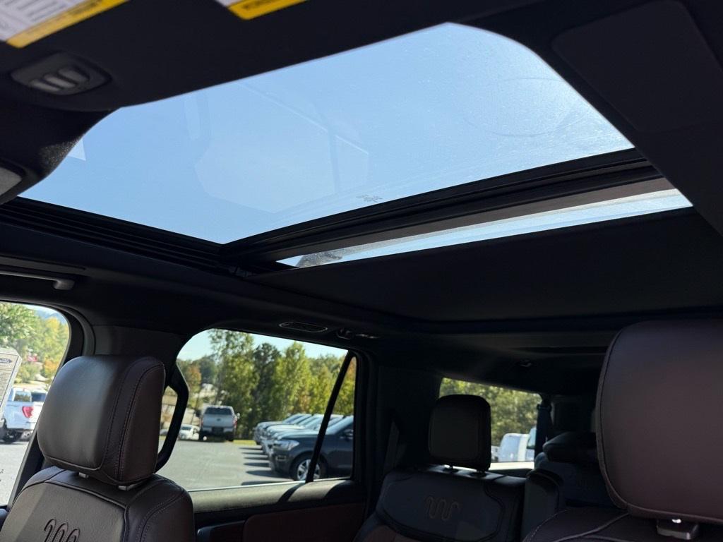 new 2025 Ford Expedition Max car, priced at $86,210
