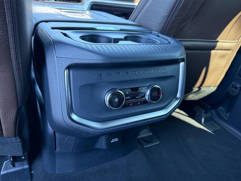 new 2025 Ford Expedition Max car, priced at $86,210
