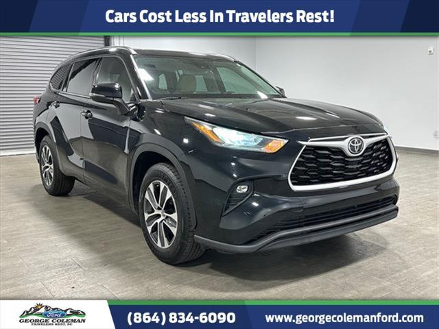 used 2021 Toyota Highlander car, priced at $31,796