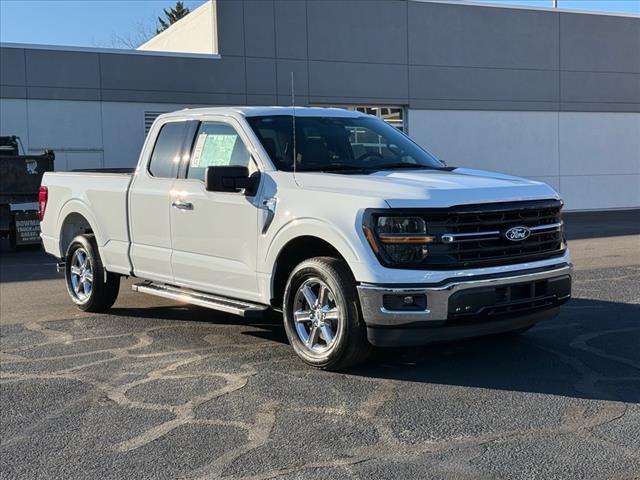 new 2025 Ford F-150 car, priced at $42,556