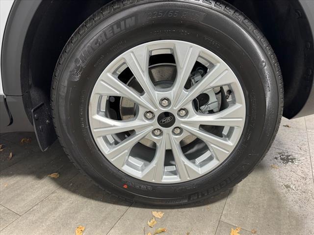 new 2025 Ford Escape car, priced at $28,243
