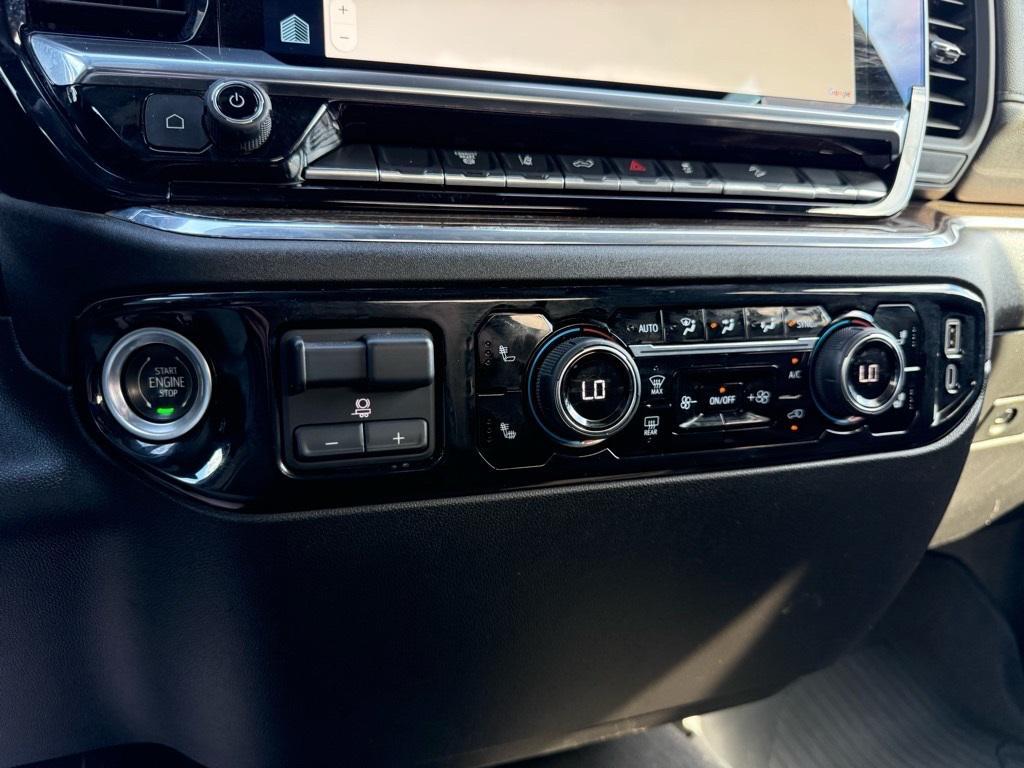 used 2024 Chevrolet Silverado 2500 car, priced at $52,075