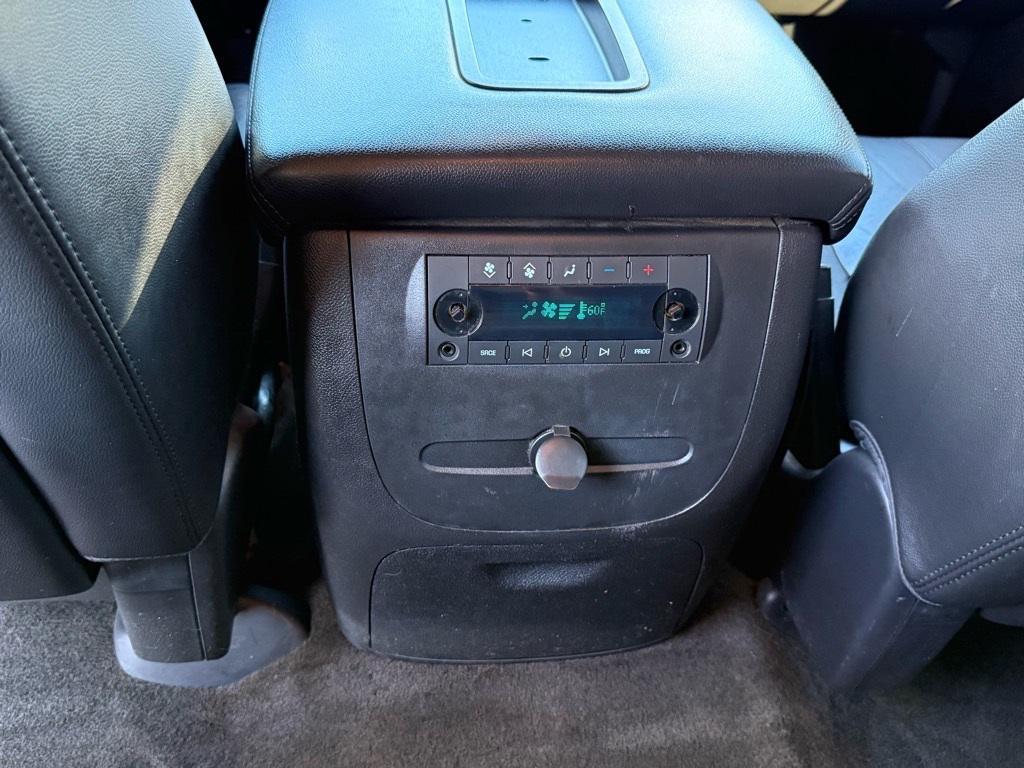 used 2013 GMC Yukon car, priced at $10,999