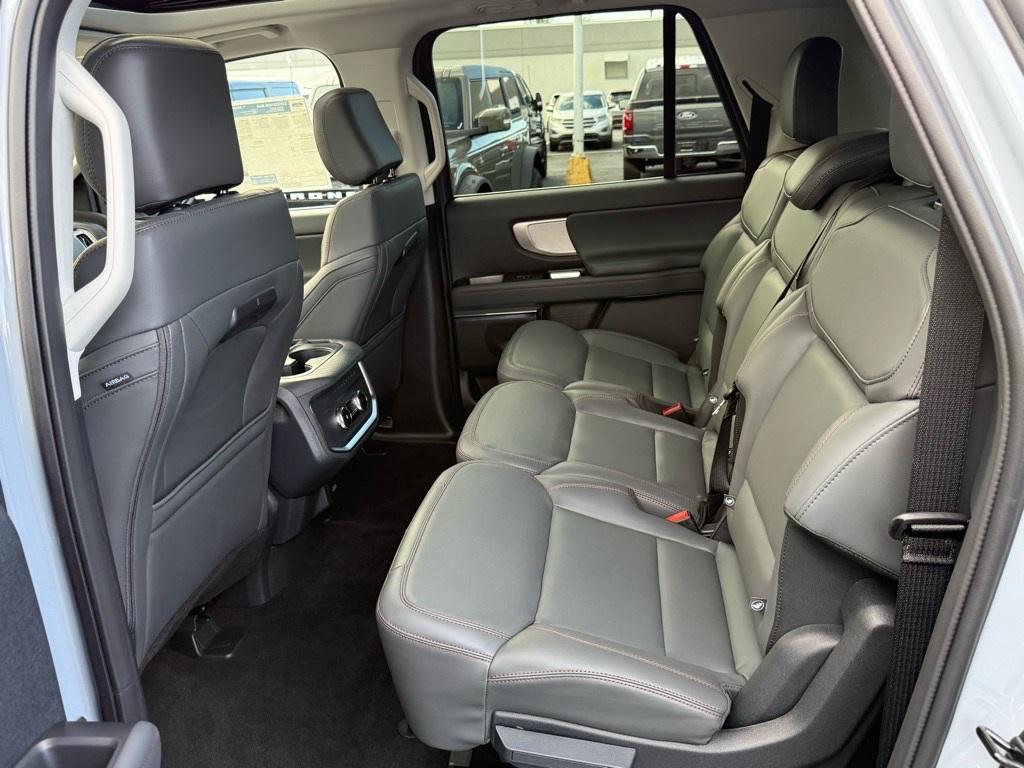 new 2025 Ford Expedition Max car, priced at $71,790