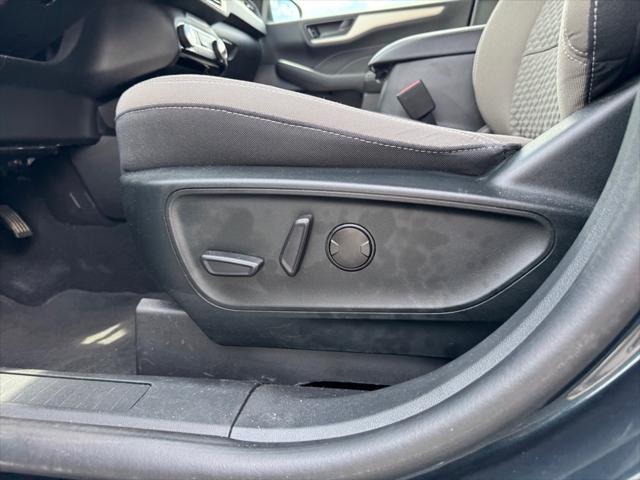used 2022 Ford Escape car, priced at $17,093
