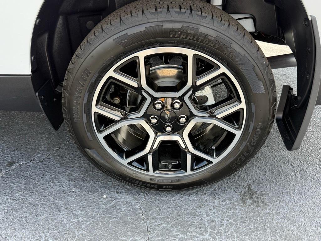 new 2025 Ford Maverick car, priced at $38,808