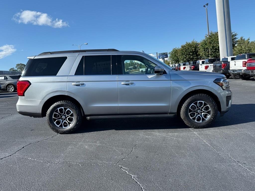 used 2024 Ford Expedition car, priced at $43,295