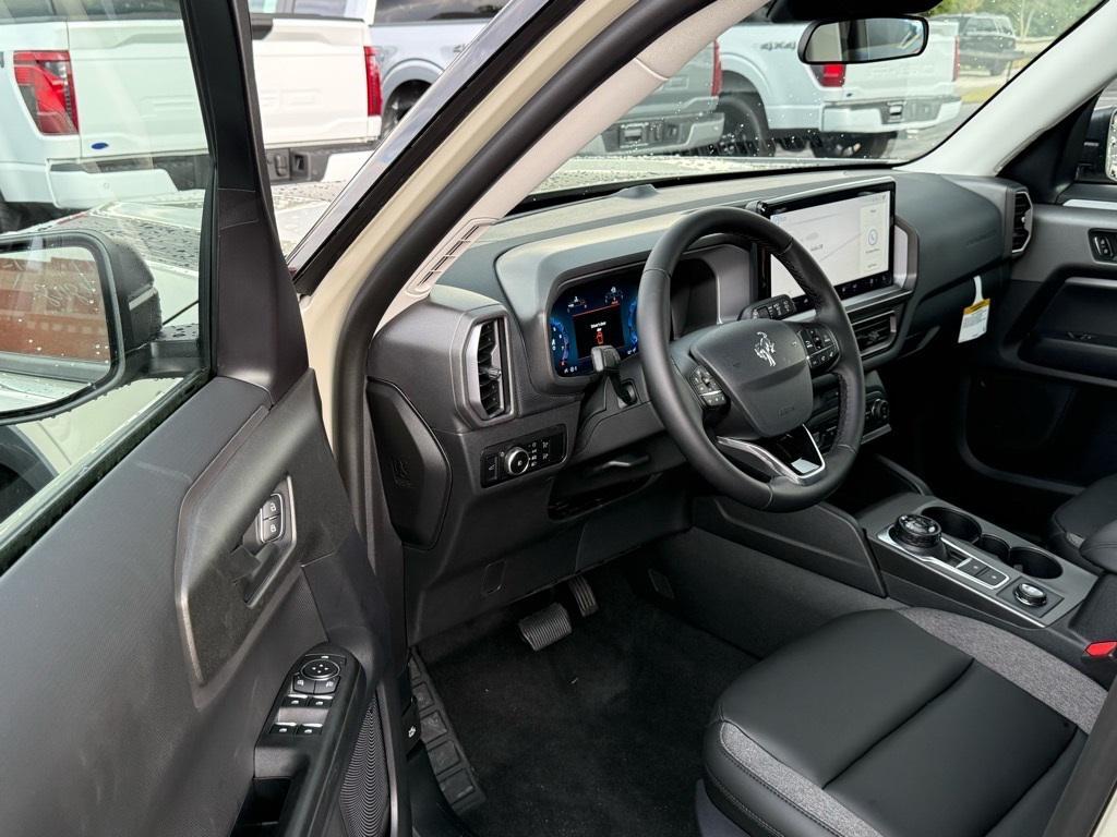 new 2025 Ford Bronco Sport car, priced at $34,579