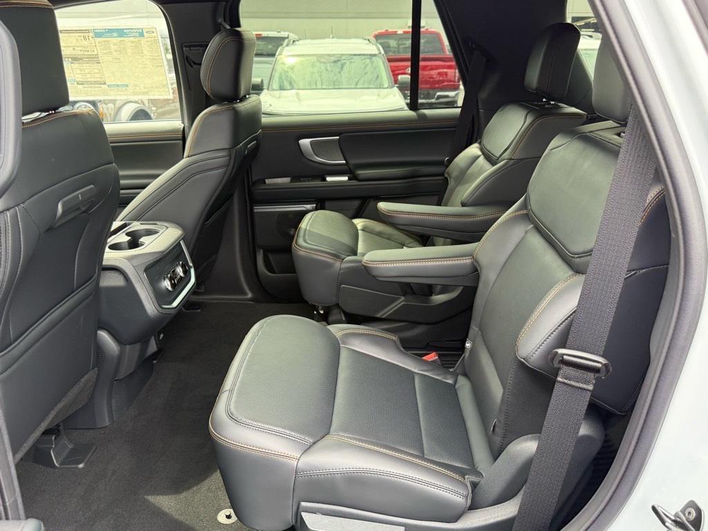 new 2025 Ford Expedition car, priced at $80,999