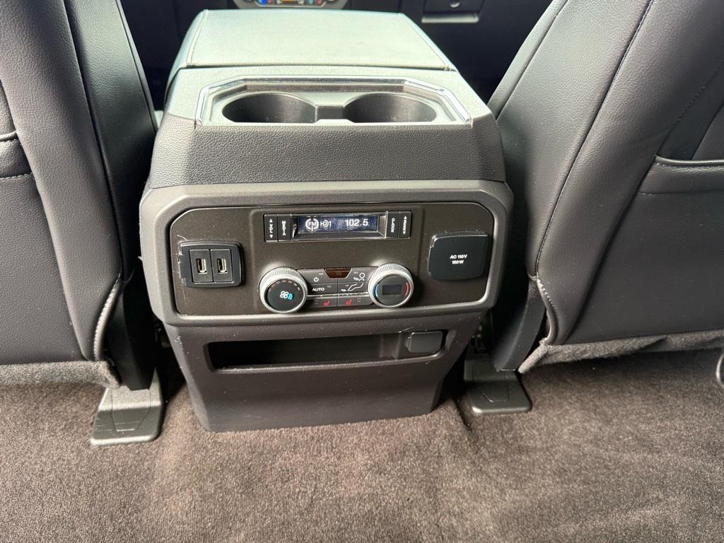 used 2020 Ford Expedition car, priced at $28,000