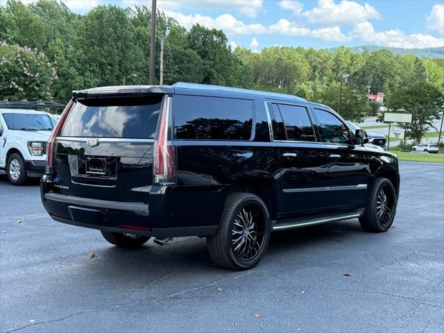 used 2018 Cadillac Escalade ESV car, priced at $25,597