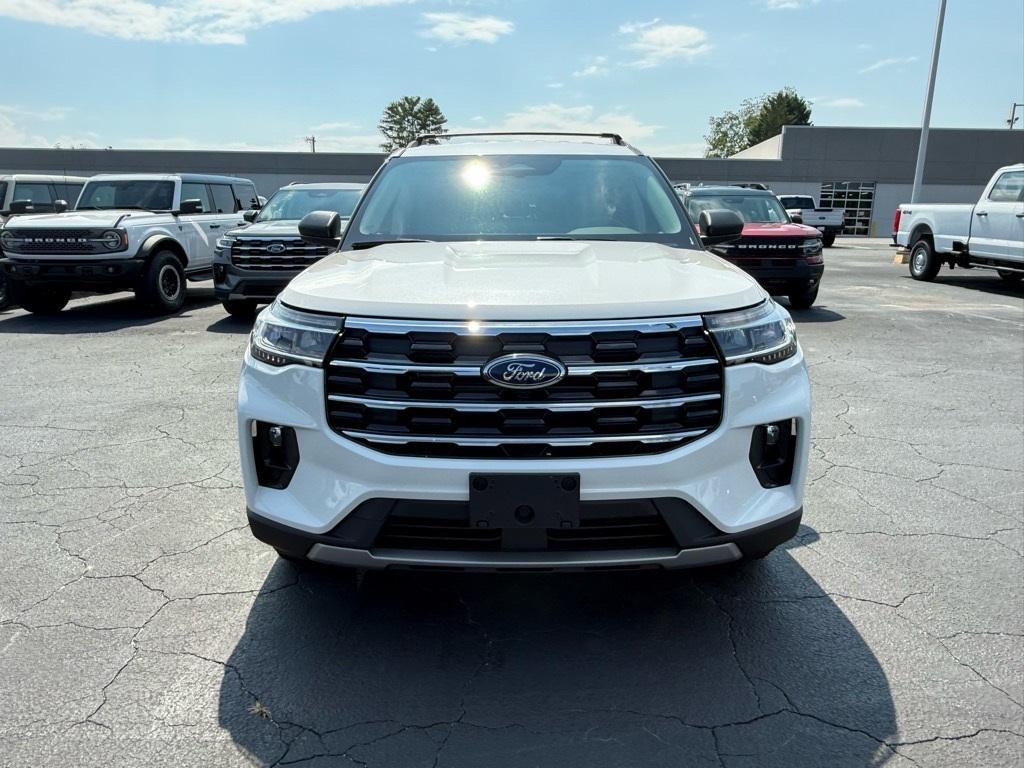 new 2025 Ford Explorer car, priced at $43,318