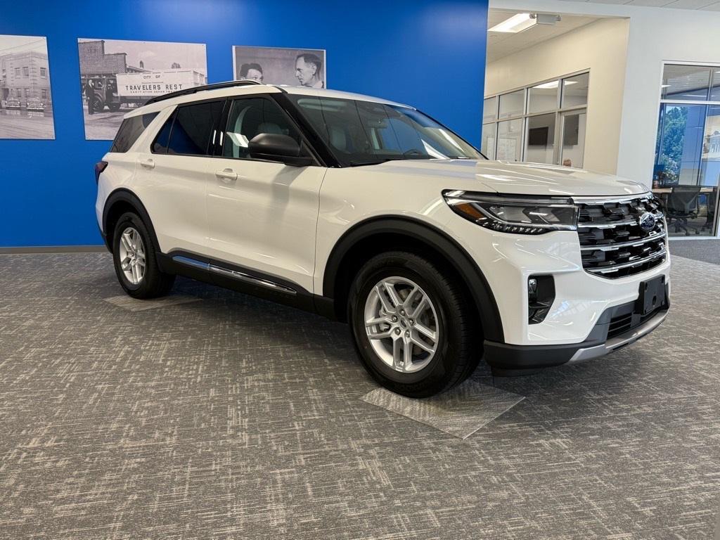 new 2025 Ford Explorer car, priced at $43,467