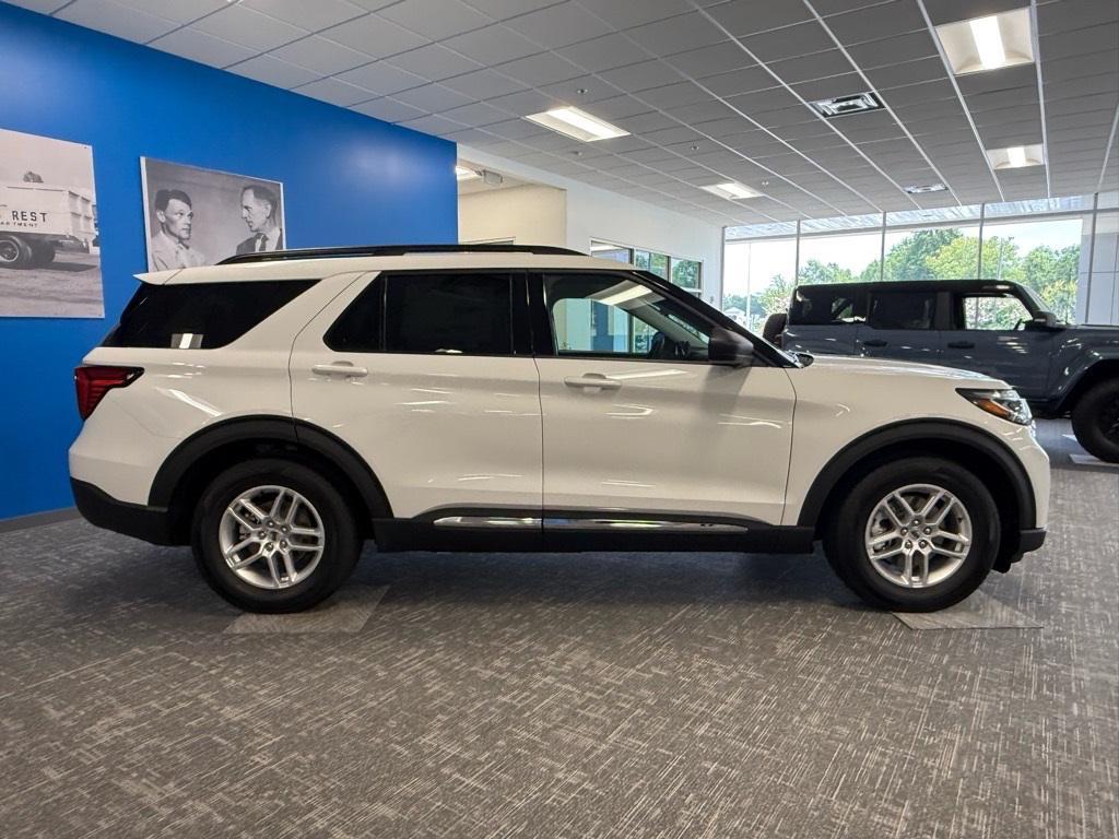 new 2025 Ford Explorer car, priced at $43,467
