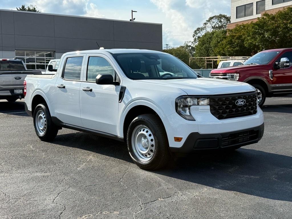 new 2025 Ford Maverick car, priced at $29,990
