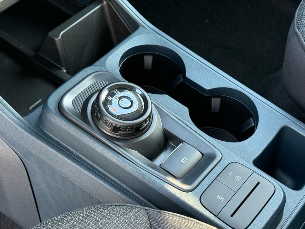 new 2025 Ford Maverick car, priced at $29,990