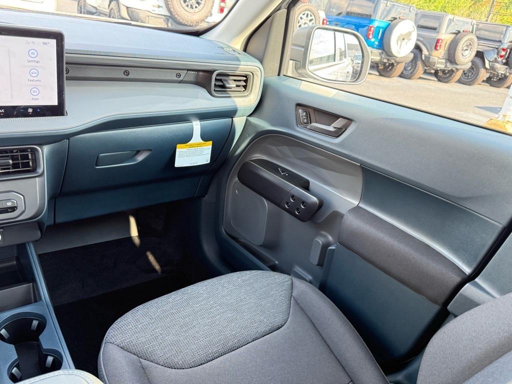 new 2025 Ford Maverick car, priced at $29,990