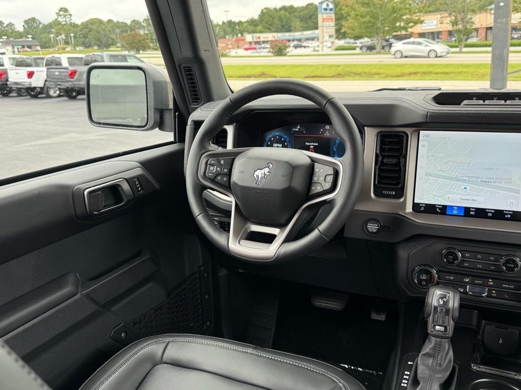 new 2025 Ford Bronco car, priced at $61,394
