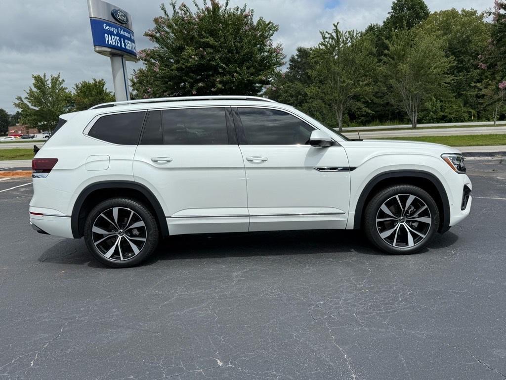 used 2024 Volkswagen Atlas car, priced at $41,099