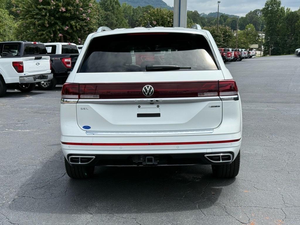 used 2024 Volkswagen Atlas car, priced at $41,099