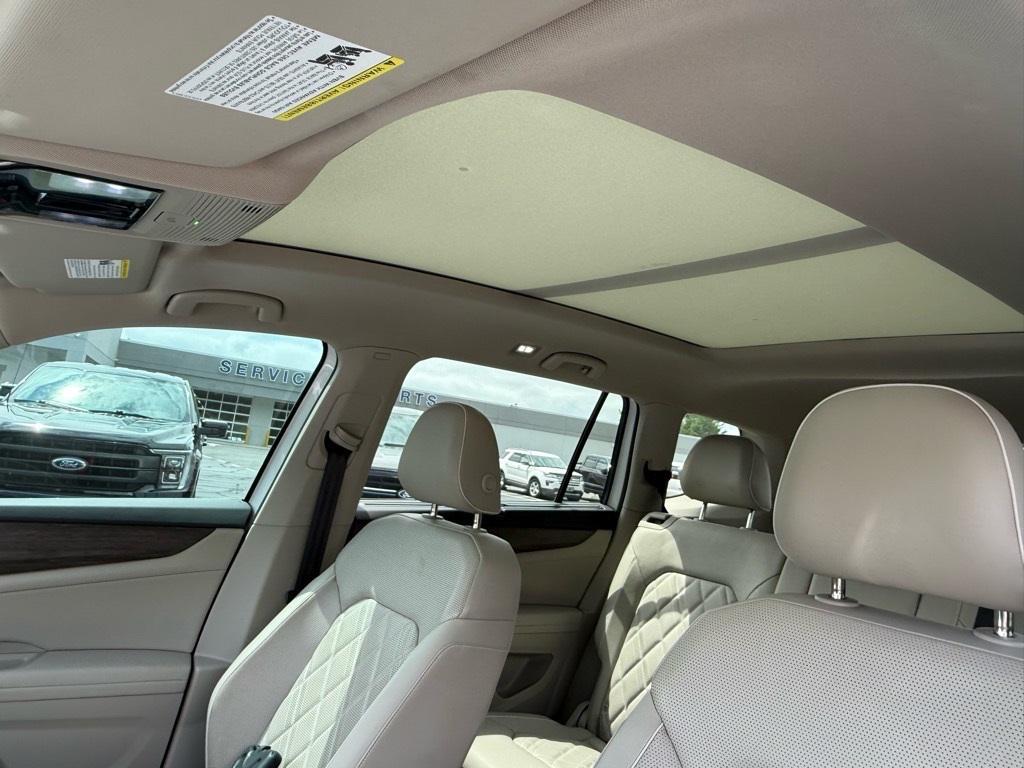 used 2024 Volkswagen Atlas car, priced at $41,099