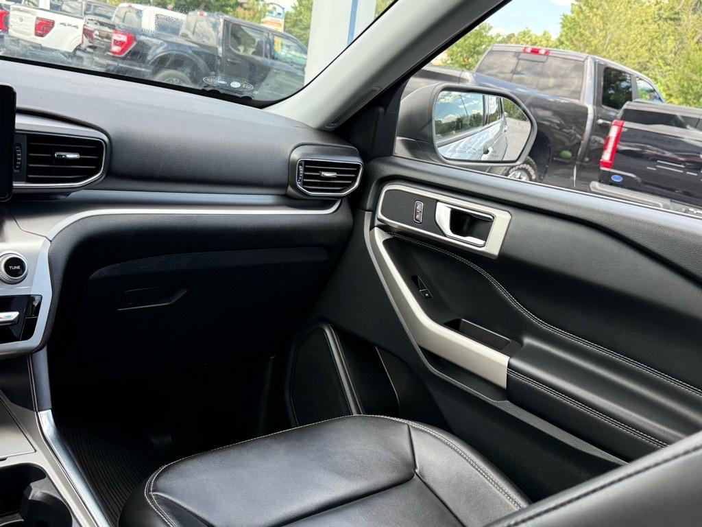 used 2022 Ford Explorer car, priced at $27,453