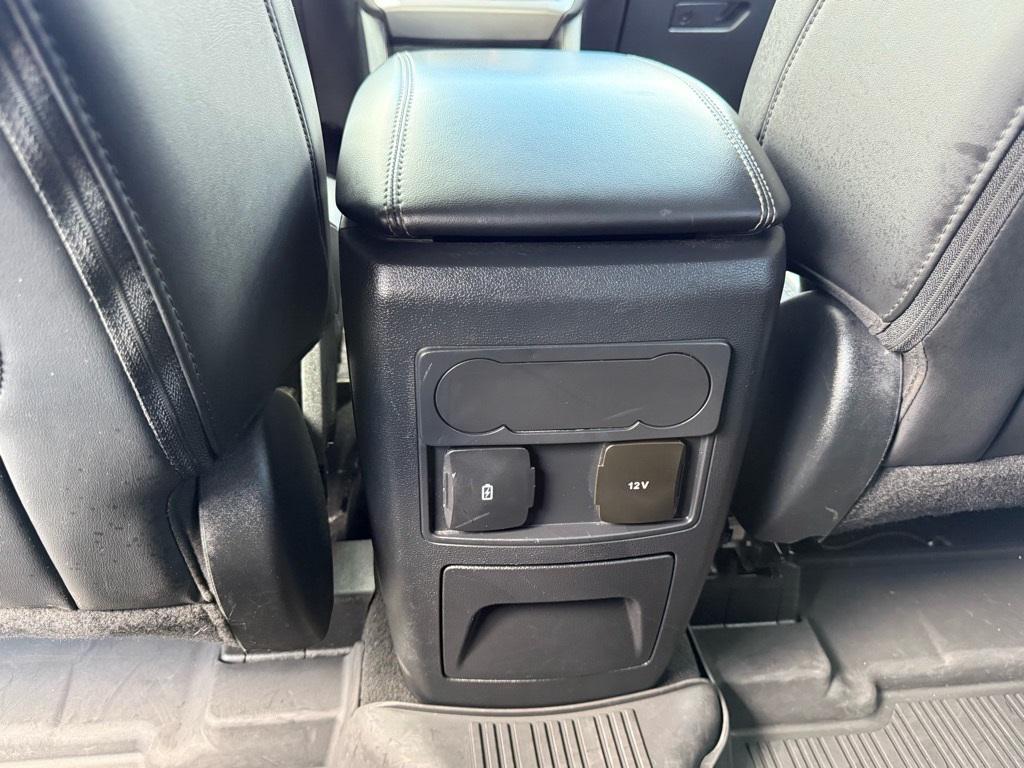 used 2022 Ford Explorer car, priced at $27,453