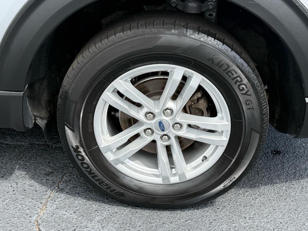 used 2022 Ford Explorer car, priced at $27,453