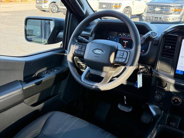 new 2025 Ford F-150 car, priced at $44,251