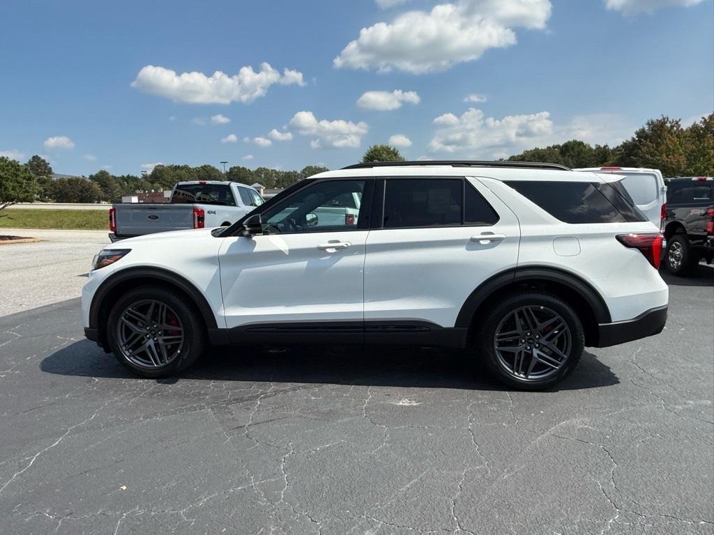 new 2025 Ford Explorer car, priced at $59,133