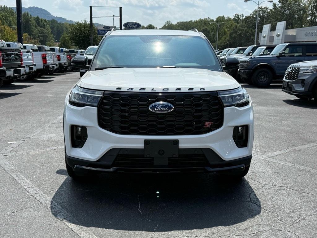 new 2025 Ford Explorer car, priced at $59,133
