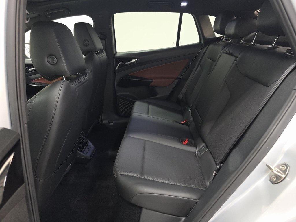 used 2021 Volkswagen ID.4 car, priced at $22,925