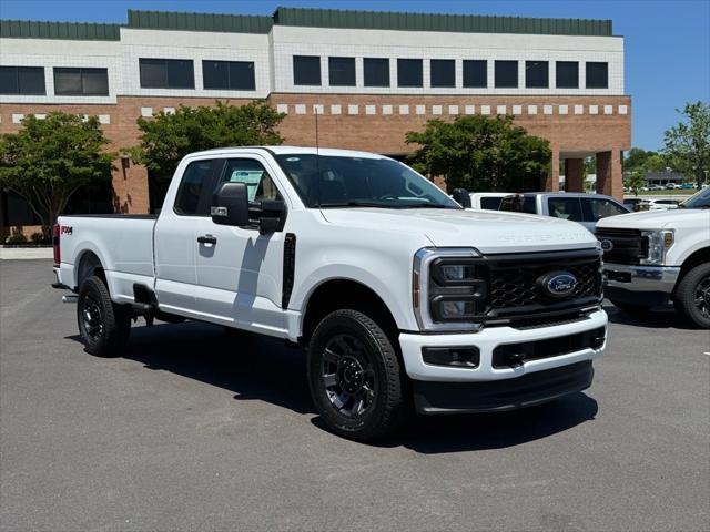 new 2025 Ford F-350 car, priced at $55,352