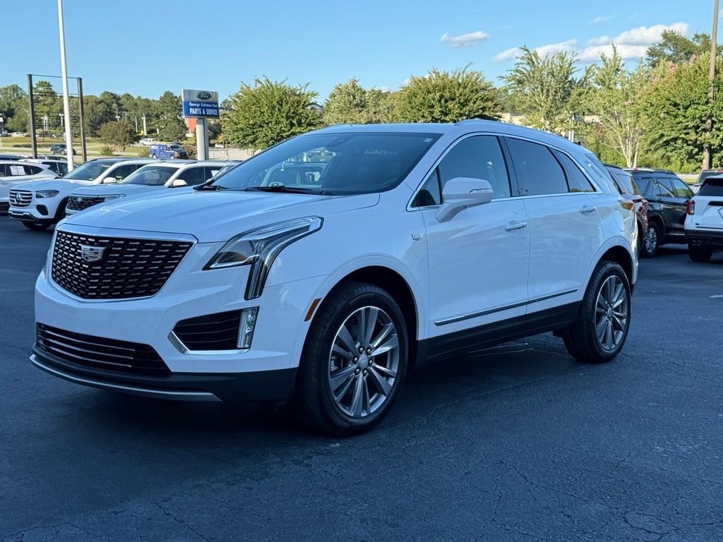 used 2025 Cadillac XT5 car, priced at $43,895