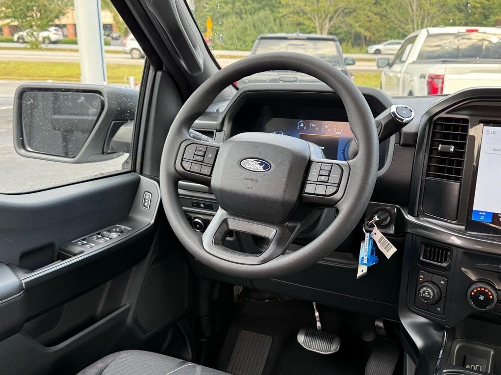 new 2025 Ford F-150 car, priced at $47,648
