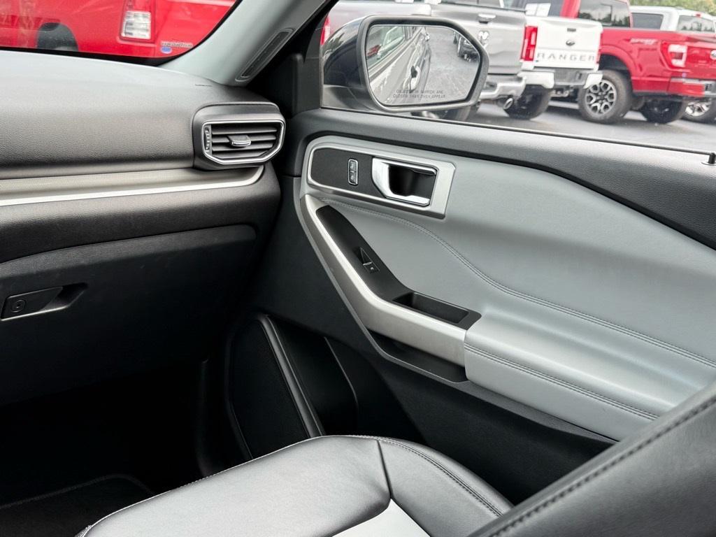 used 2022 Ford Explorer car, priced at $25,499