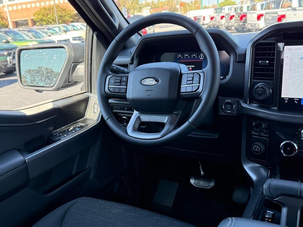 new 2025 Ford F-150 car, priced at $51,247