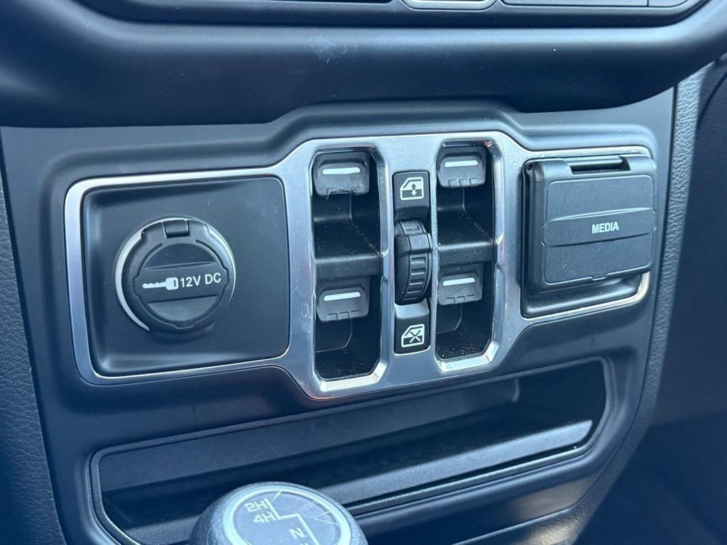 used 2023 Jeep Gladiator car, priced at $32,922
