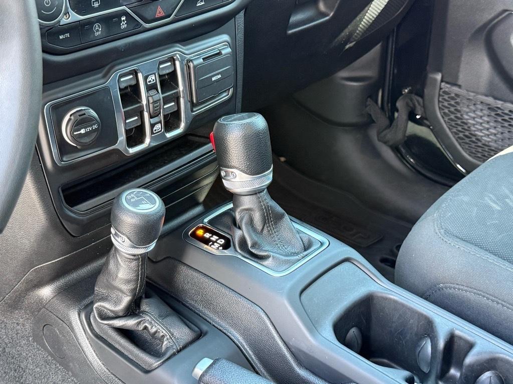 used 2023 Jeep Gladiator car, priced at $32,922