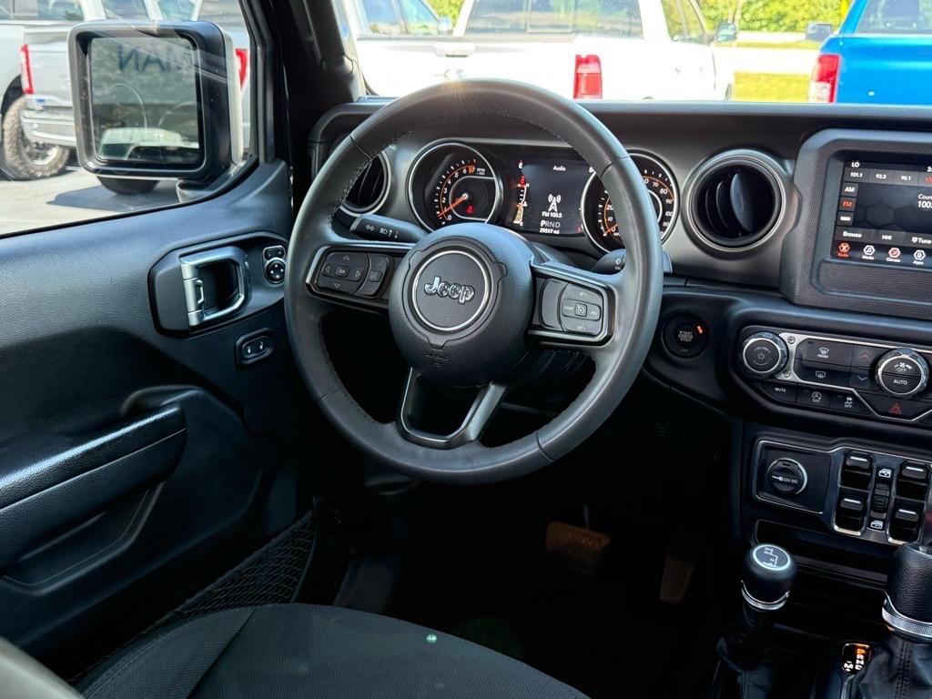 used 2023 Jeep Gladiator car, priced at $32,922