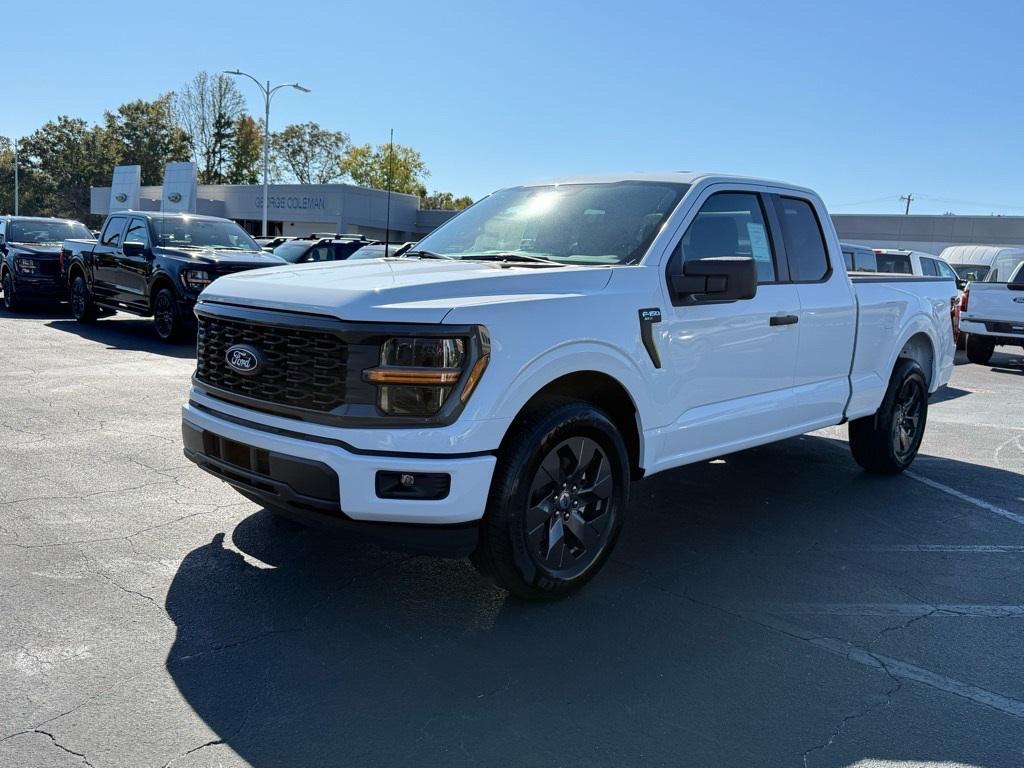 new 2025 Ford F-150 car, priced at $43,005