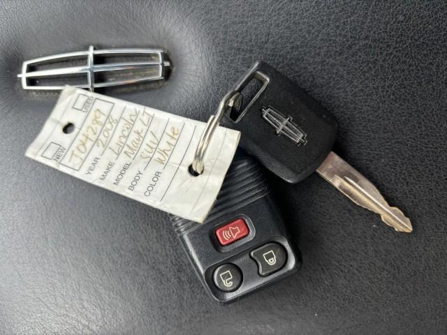 used 2008 Lincoln Mark LT car, priced at $18,995