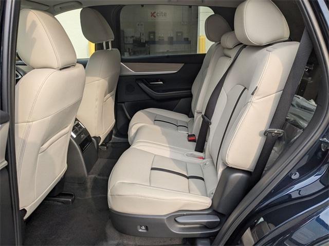 new 2025 Mazda CX-90 car, priced at $40,571
