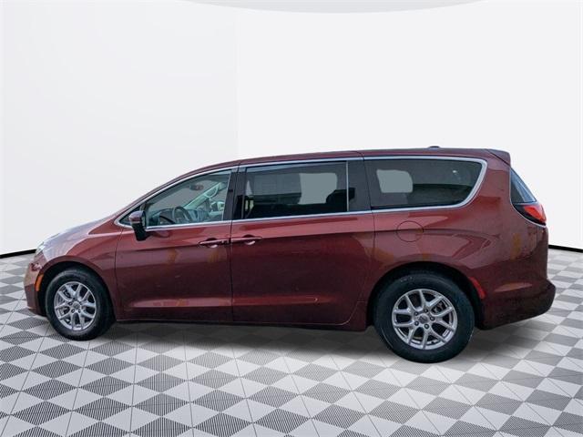 used 2023 Chrysler Pacifica car, priced at $23,500