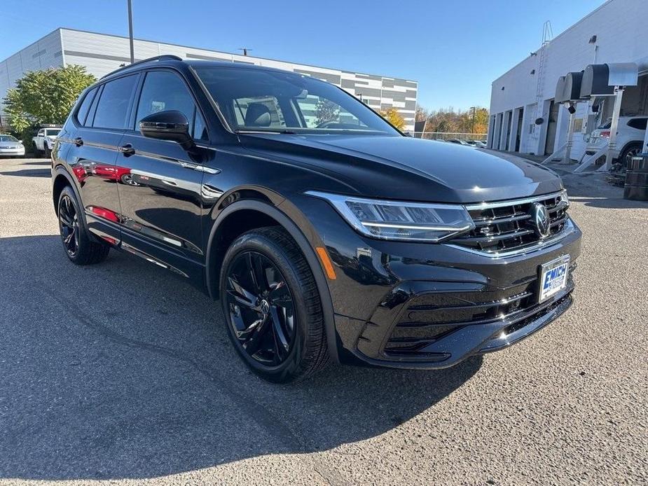 new 2024 Volkswagen Tiguan car, priced at $32,968