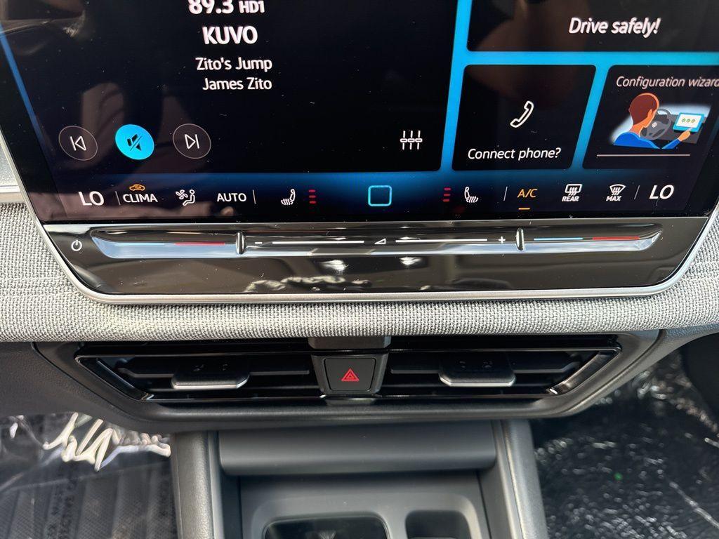 new 2025 Volkswagen Tiguan car, priced at $31,672