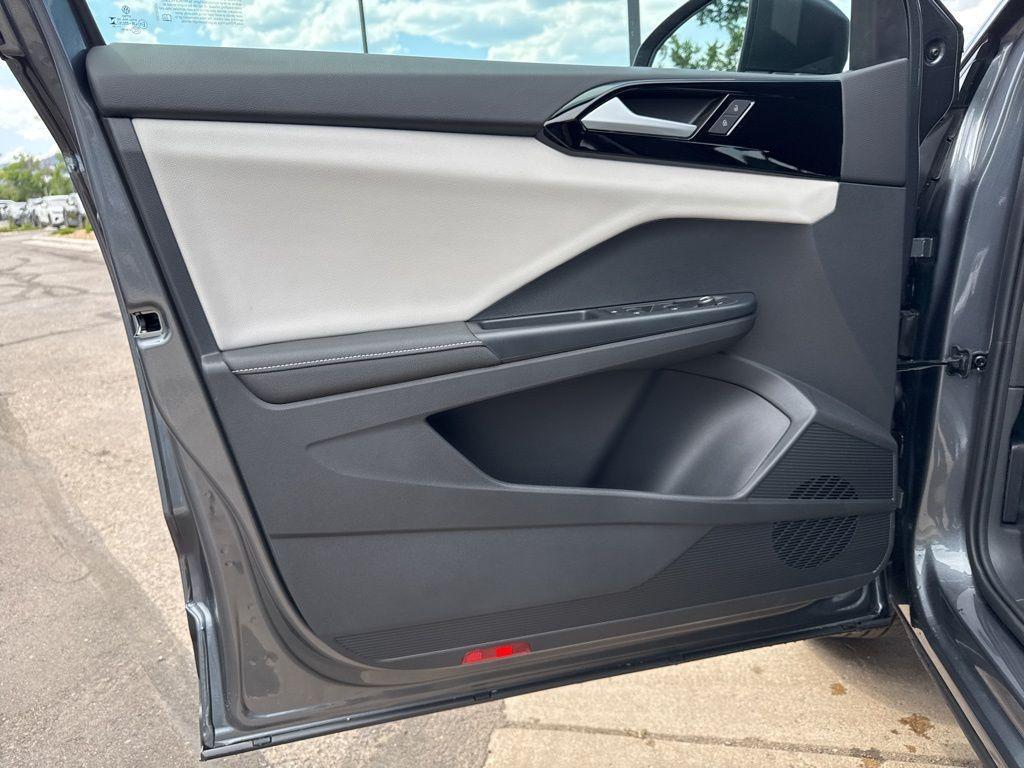 new 2025 Volkswagen Taos car, priced at $27,510