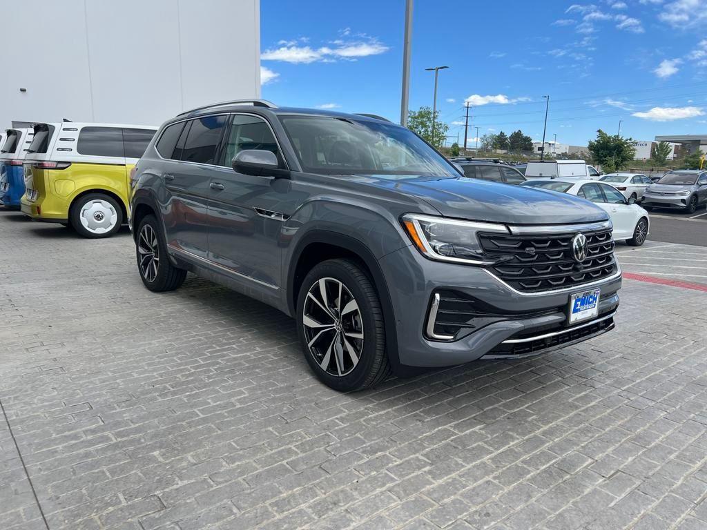 new 2025 Volkswagen Atlas car, priced at $53,053