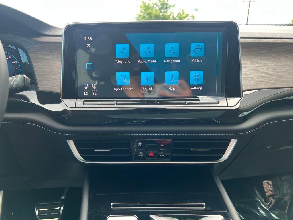 new 2025 Volkswagen Atlas car, priced at $53,053